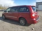 2015 Chrysler Town & Country Touring L