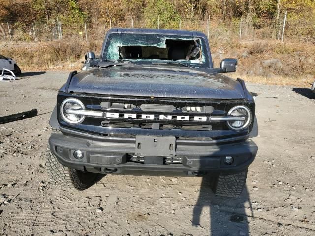 2022 Ford Bronco Base