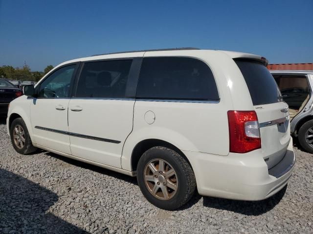 2013 Chrysler Town & Country Touring