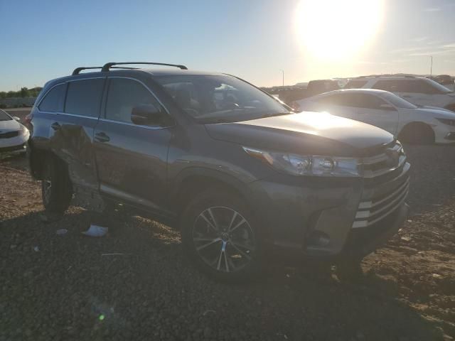 2018 Toyota Highlander LE