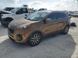 KIA Vehiculos salvage en venta: 2017 KIA Sportage EX