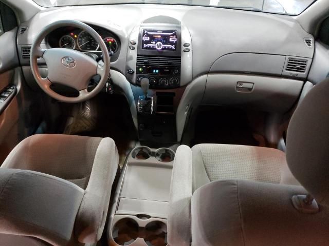 2006 Toyota Sienna CE