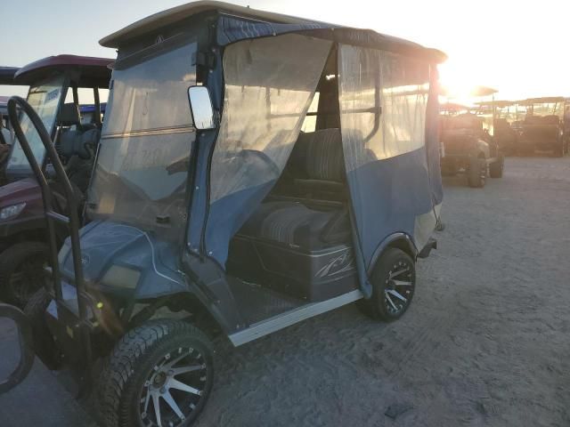 2018 Starcraft Golf Cart