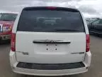 2010 Chrysler Town & Country LX