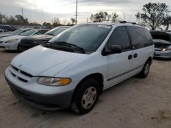 2000 Dodge Caravan en venta en Riverview, FL