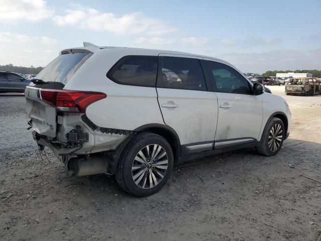 2019 Mitsubishi Outlander SE