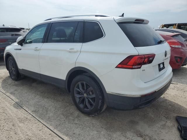 2022 Volkswagen Tiguan SE