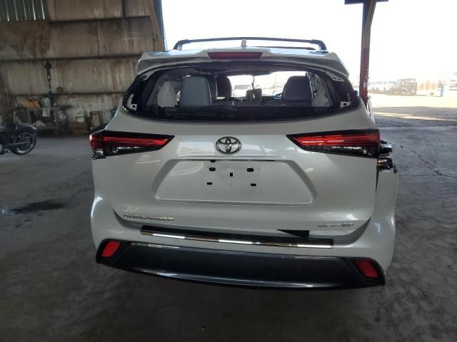 2022 Toyota Highlander Limited