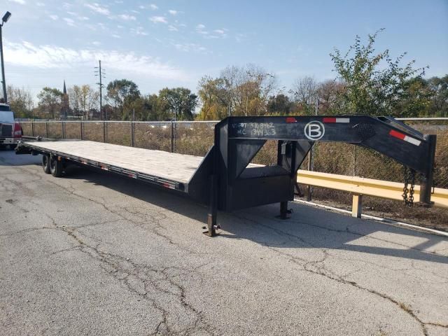 2023 Trail King Flatbed