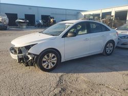 Carros salvage sin ofertas aún a la venta en subasta: 2015 Chevrolet Cruze LS