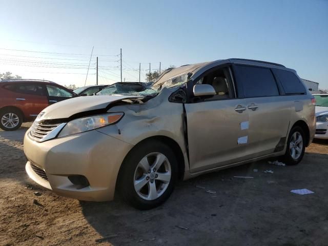 2012 Toyota Sienna LE