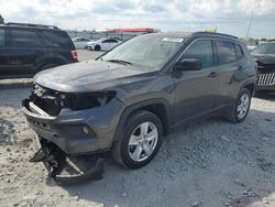 Salvage cars for sale from Copart Cahokia Heights, IL: 2022 Jeep Compass Latitude