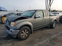 Carros salvage sin ofertas aún a la venta en subasta: 2005 Nissan Frontier King Cab LE