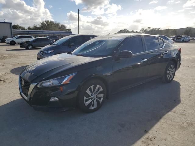 2019 Nissan Altima S