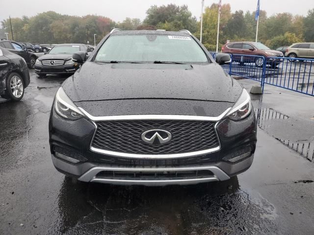 2017 Infiniti QX30 Base