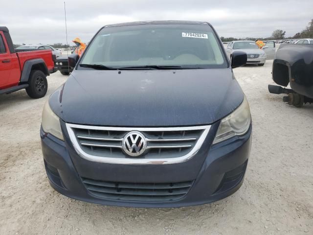 2009 Volkswagen Routan SE