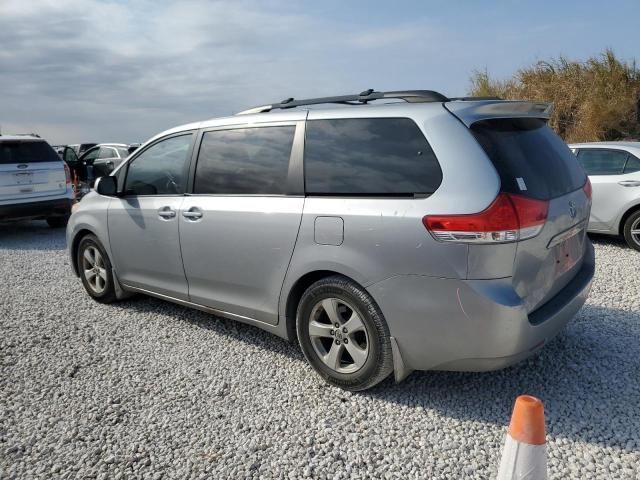 2014 Toyota Sienna LE