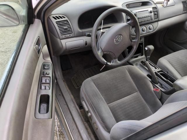 2005 Toyota Camry LE