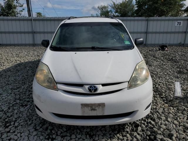 2006 Toyota Sienna CE