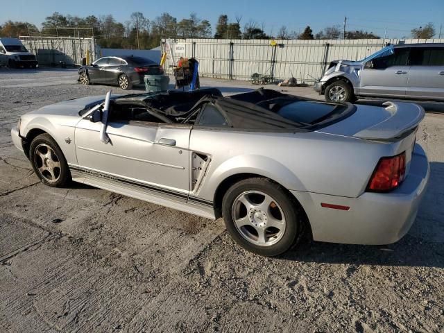 2004 Ford Mustang