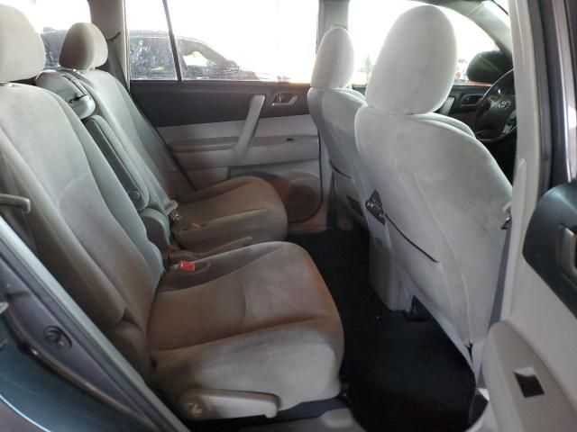 2013 Toyota Highlander Base