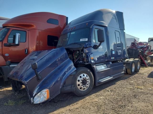 2017 Freightliner Cascadia 125