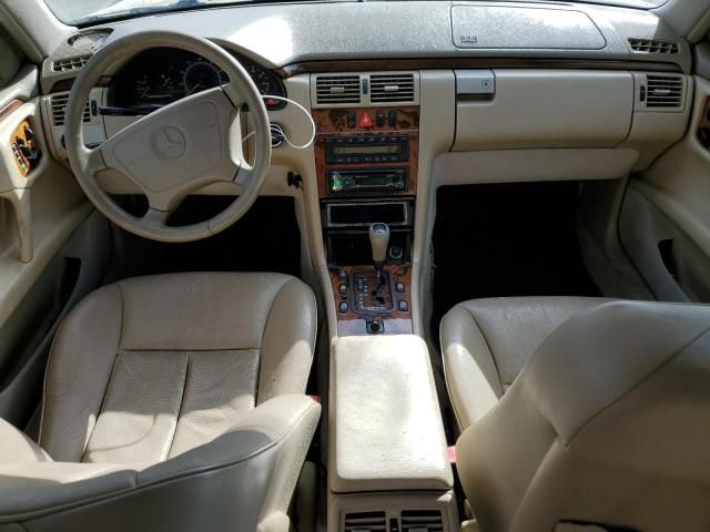 1999 Mercedes-Benz E 320