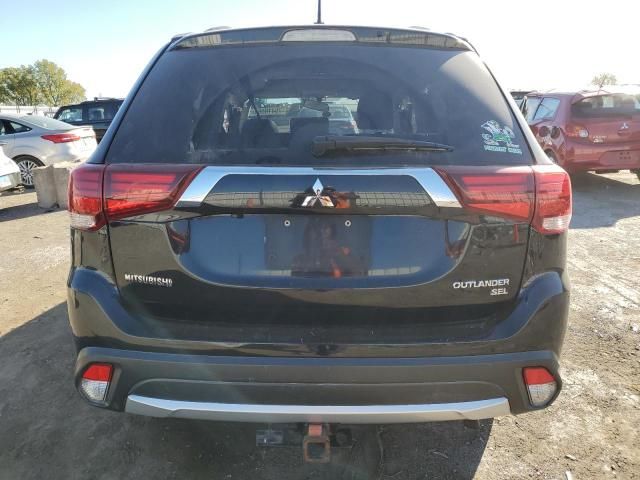 2016 Mitsubishi Outlander SE