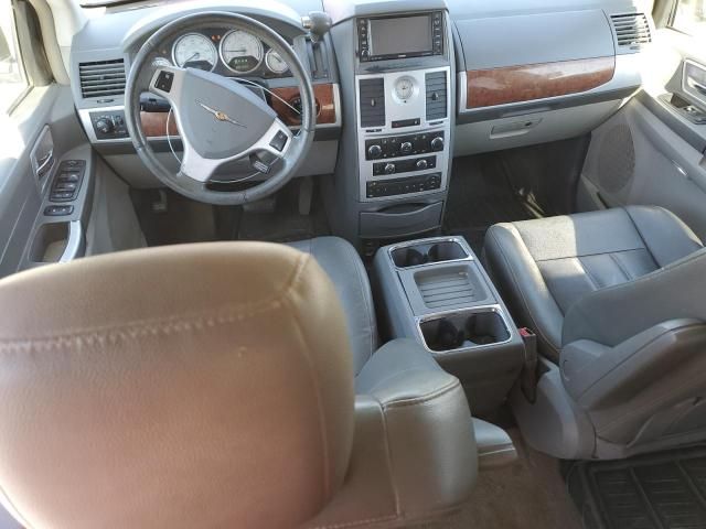 2008 Chrysler Town & Country Touring