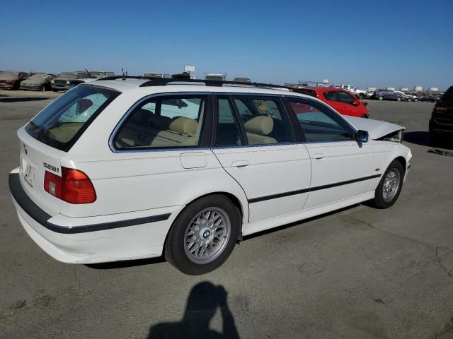 1999 BMW 528 IT Automatic