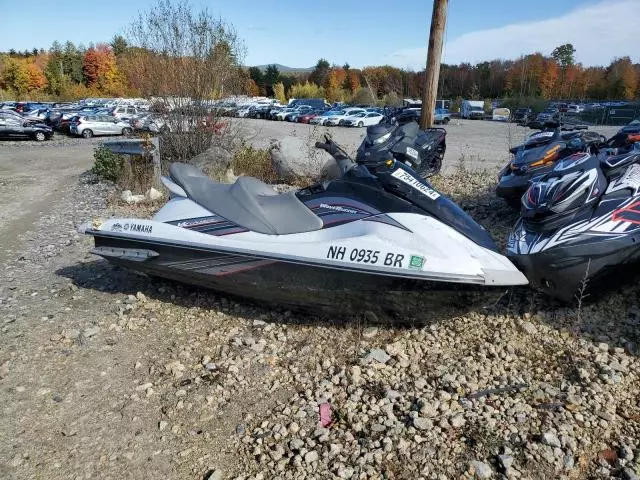 2010 Yamaha Waverunner