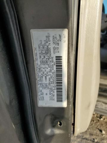 2004 Toyota Sequoia SR5