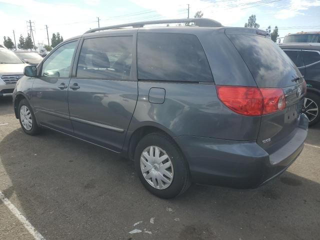 2009 Toyota Sienna CE