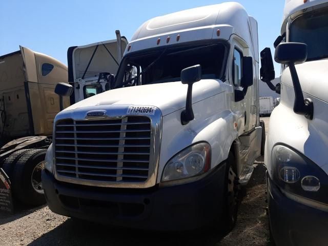 2016 Freightliner Cascadia 125