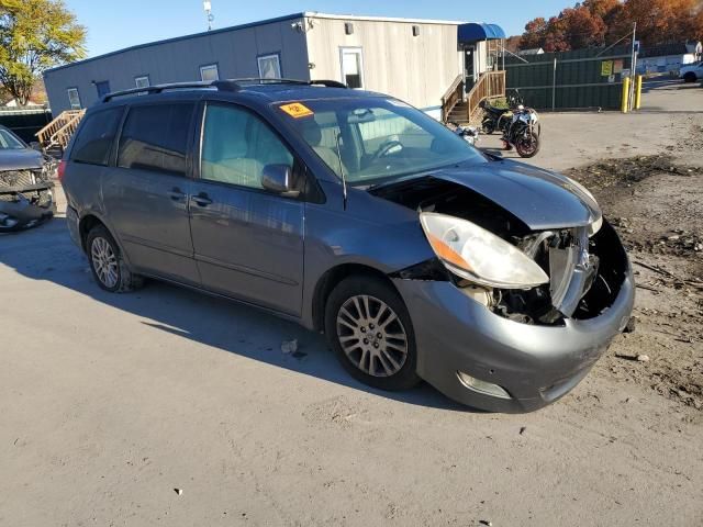 2009 Toyota Sienna XLE