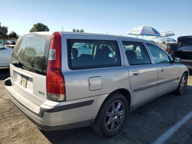 2004 Volvo V70