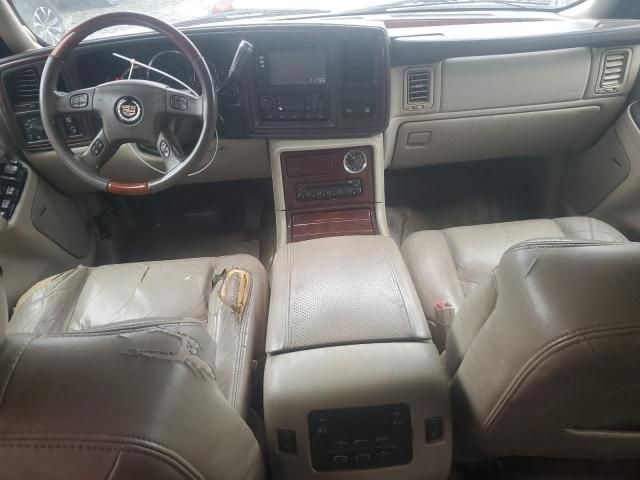 2005 Cadillac Escalade Luxury