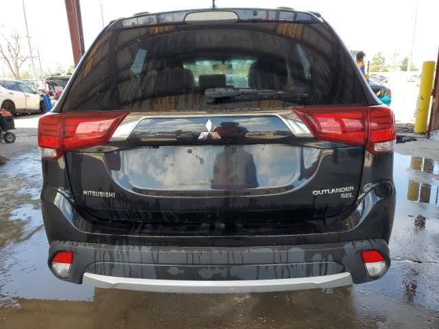 2016 Mitsubishi Outlander SE