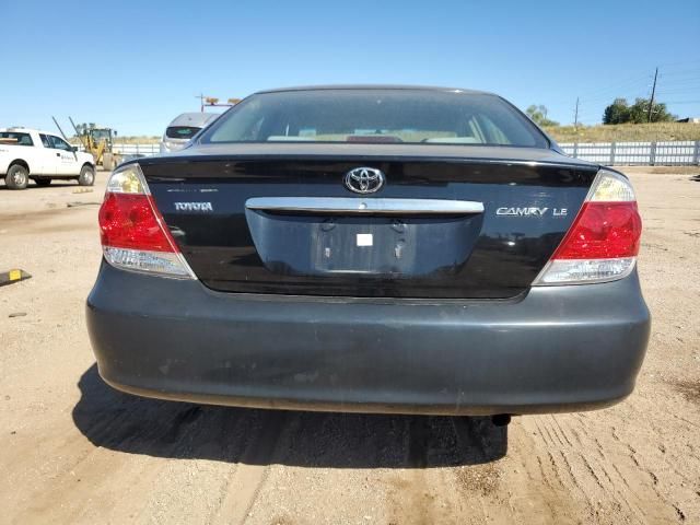 2005 Toyota Camry LE