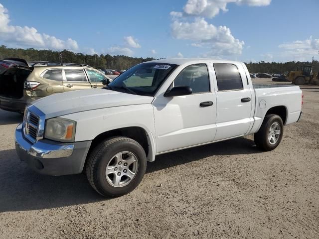 2005 Dodge Dakota Quad SLT