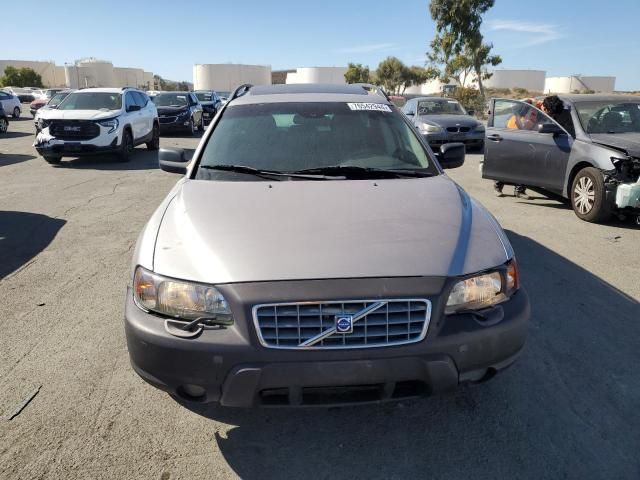 2004 Volvo XC70