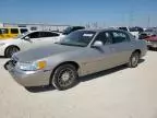 2000 Lincoln Town Car Signature