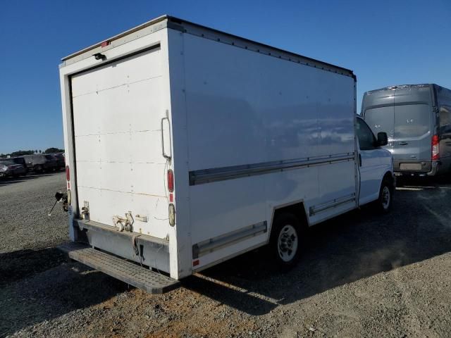 2011 GMC Savana Cutaway G3500