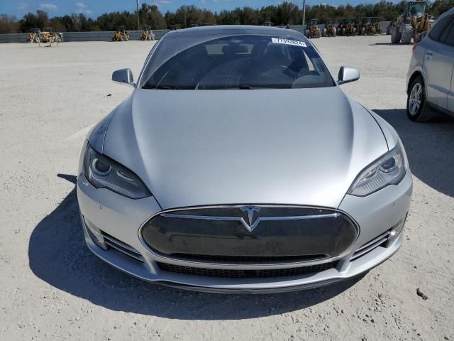 2015 Tesla Model S