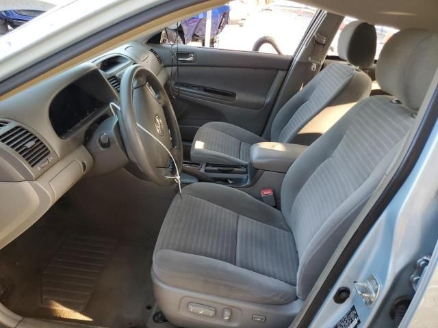 2005 Toyota Camry LE