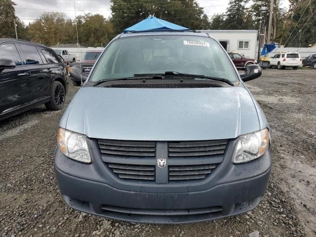 2005 Dodge Grand Caravan SE