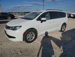 Carros con verificación Run & Drive a la venta en subasta: 2021 Chrysler Voyager LXI