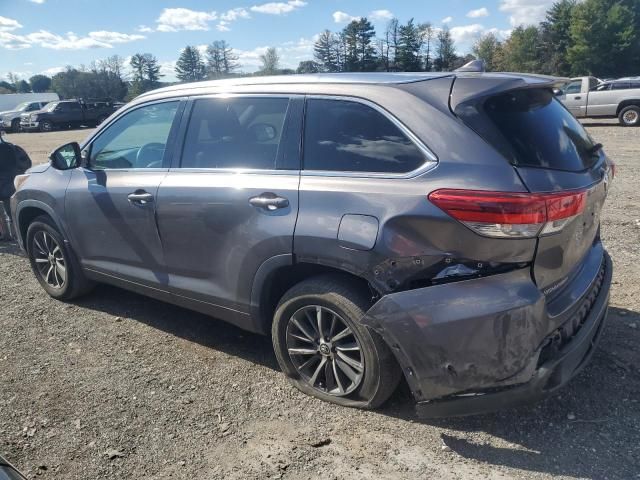 2018 Toyota Highlander SE