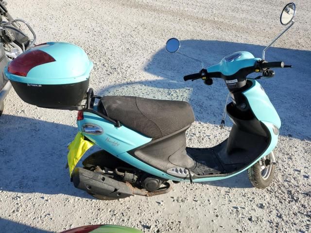 2018 Genuine Scooter Co. Buddy 50