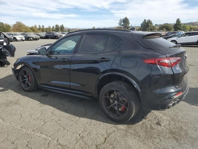 2022 Alfa Romeo Stelvio Quadrifoglio